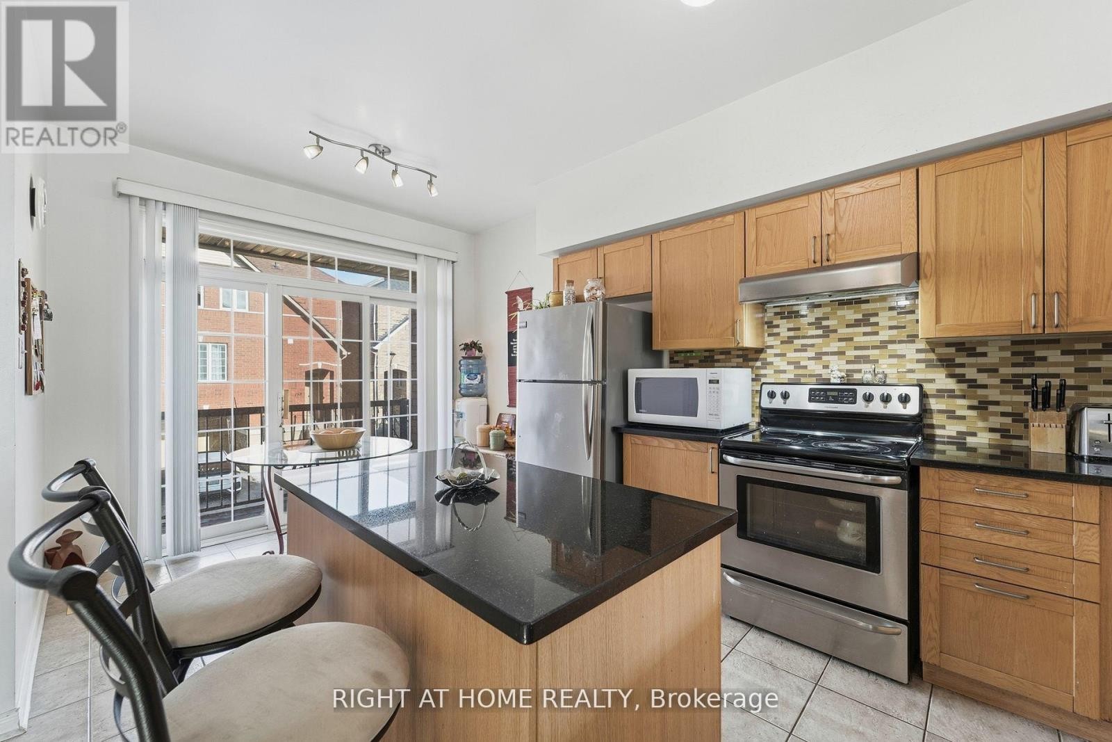 












154 - 7155 MAGISTRATE TERRACE

,
Mississauga (Meadowvale Village),




Ontario
L5W1Y9

