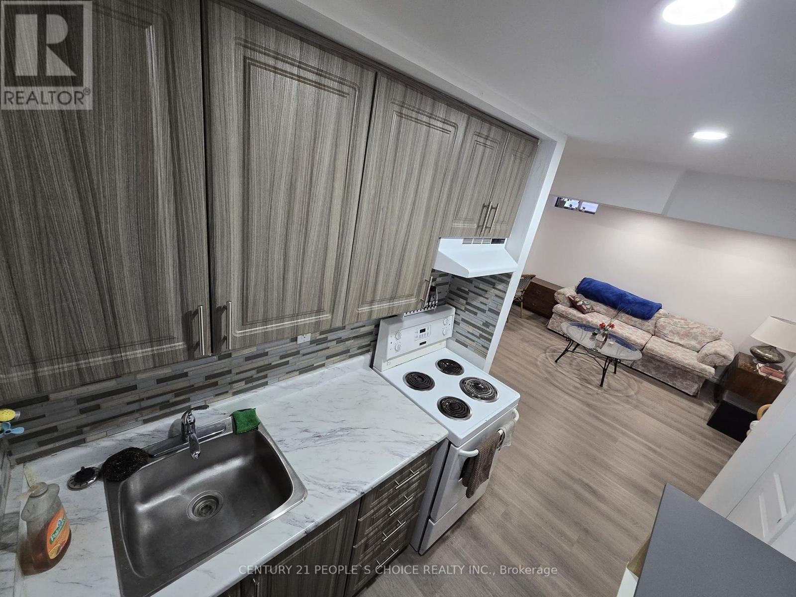 












BASEMENT - 4842 ROSEBUSH ROAD

,
Mississauga (East Credit),




Ontario
L5M5M1

