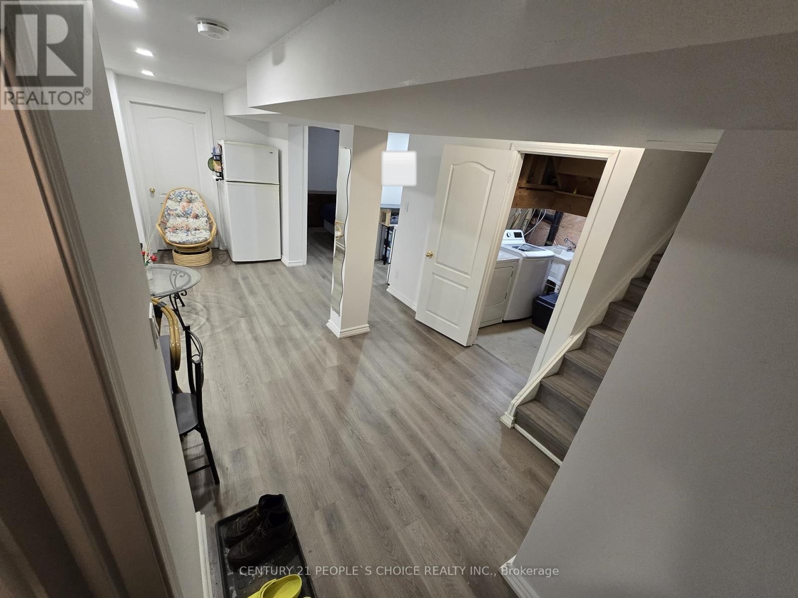 












BASEMENT - 4842 ROSEBUSH ROAD

,
Mississauga (East Credit),




Ontario
L5M5M1

