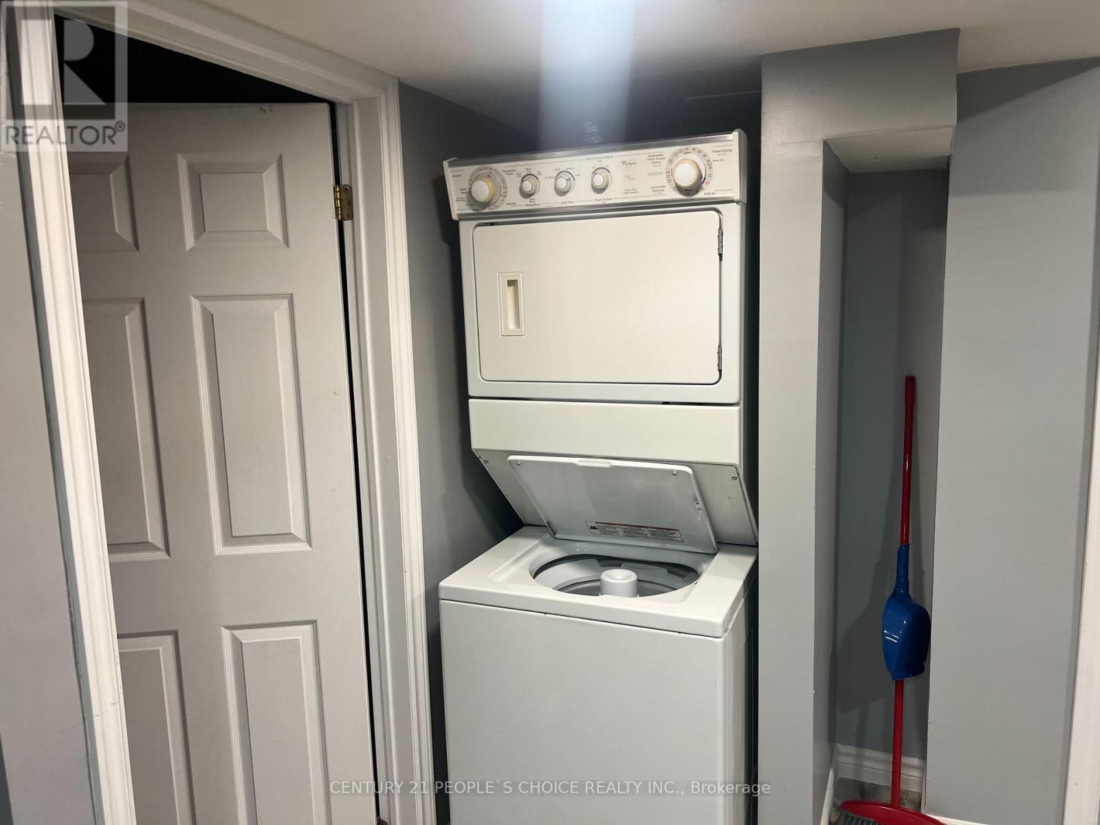 












BSMNT - 80 ATKINS CIRCLE

,
Brampton (Northwood Park),




Ontario
L6X4B4

