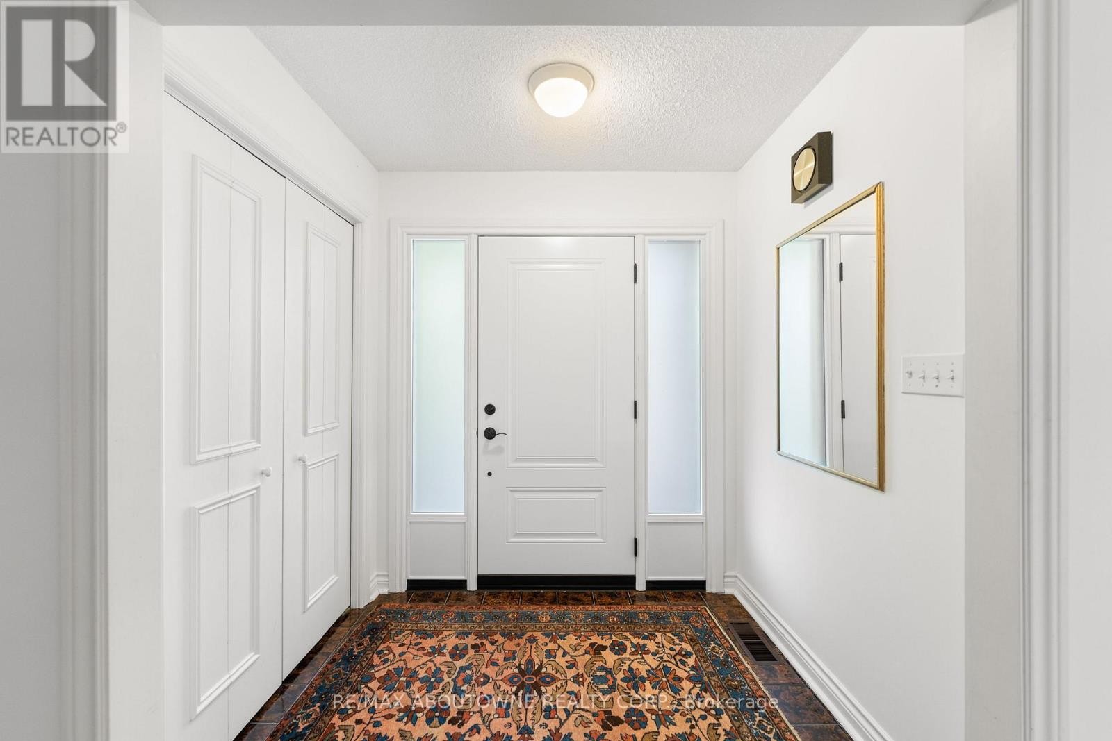 












20 ARKENDO DRIVE

,
Oakville (FD Ford),




Ontario
L6J5T9

