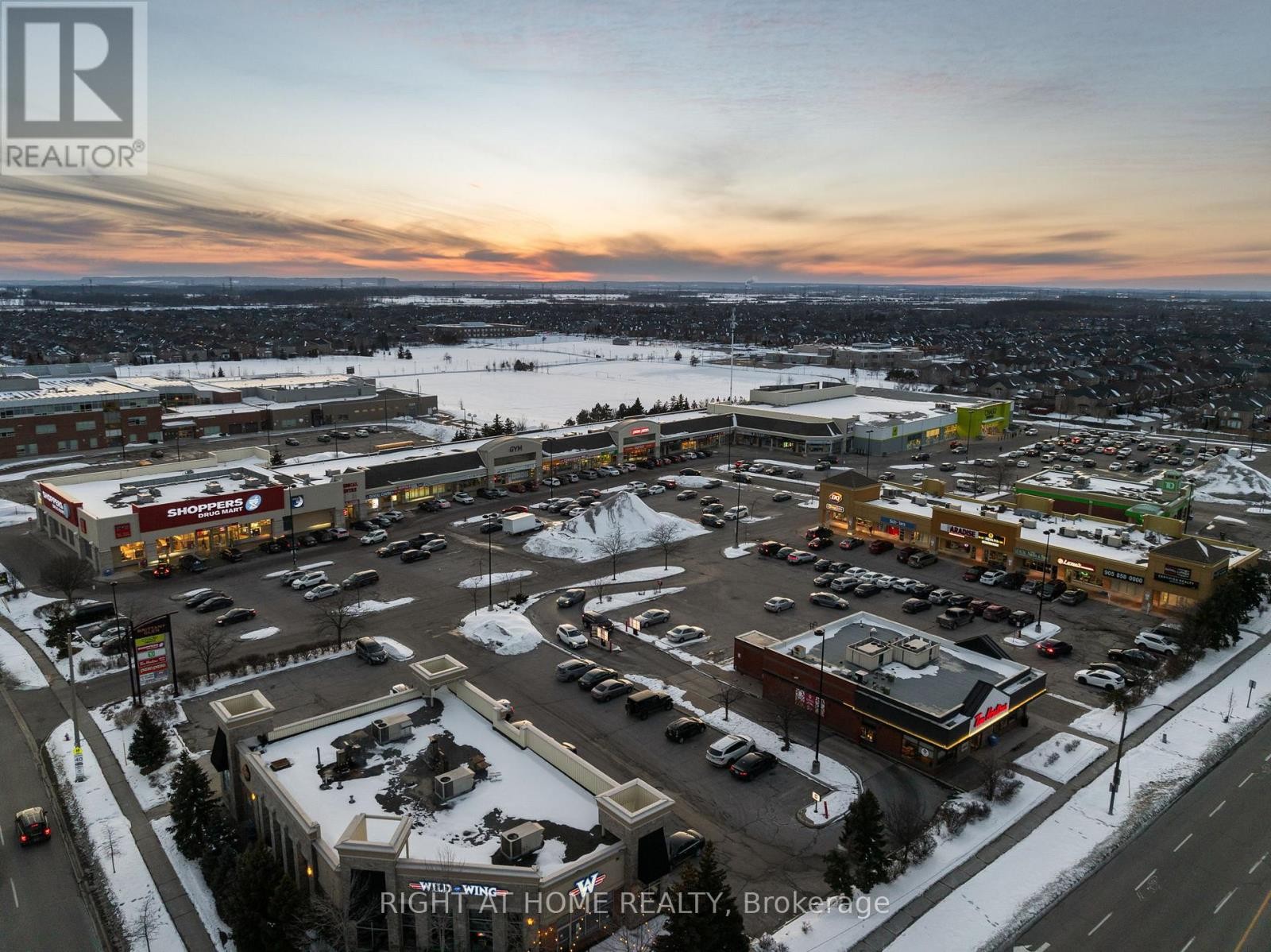 












12 - 5725 TENTH LINE W

,
Mississauga (Churchill Meadows),




Ontario
L5M0P7

