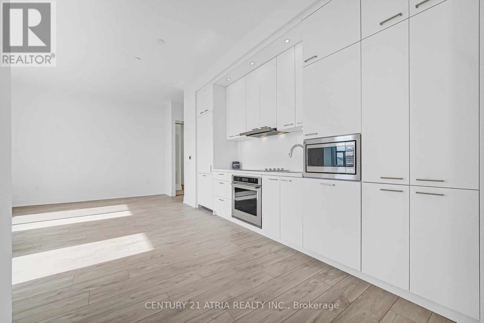 












203 - 858 DUPONT STREET

,
Toronto (Dovercourt-Wallace Emerson-Junction),




Ontario
M6G0C1

