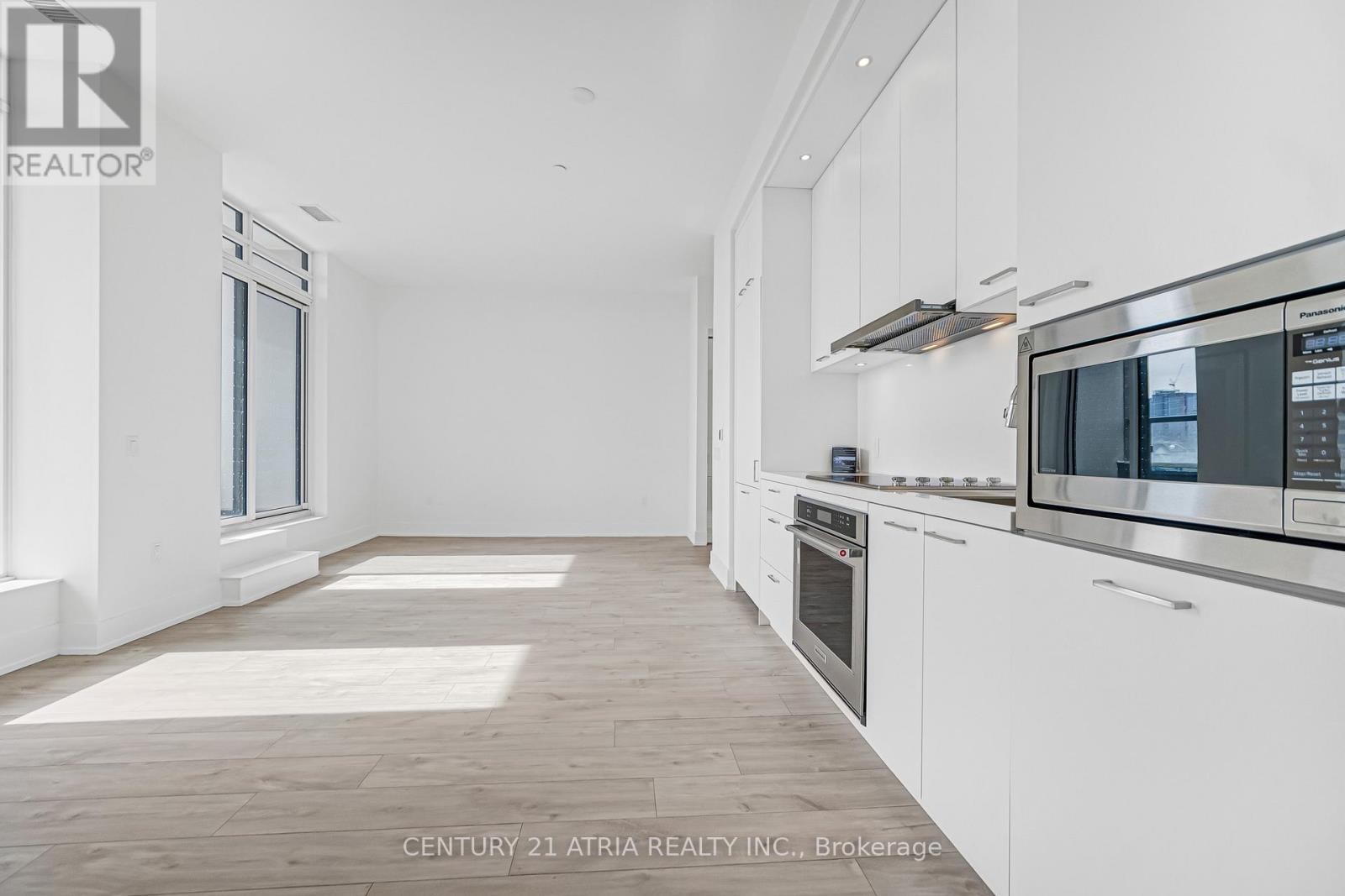 












203 - 858 DUPONT STREET

,
Toronto (Dovercourt-Wallace Emerson-Junction),




Ontario
M6G0C1

