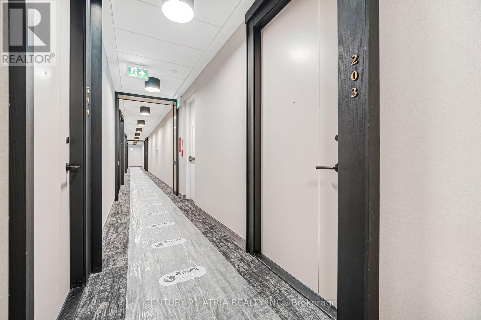 












203 - 858 DUPONT STREET

,
Toronto (Dovercourt-Wallace Emerson-Junction),




Ontario
M6G0C1

