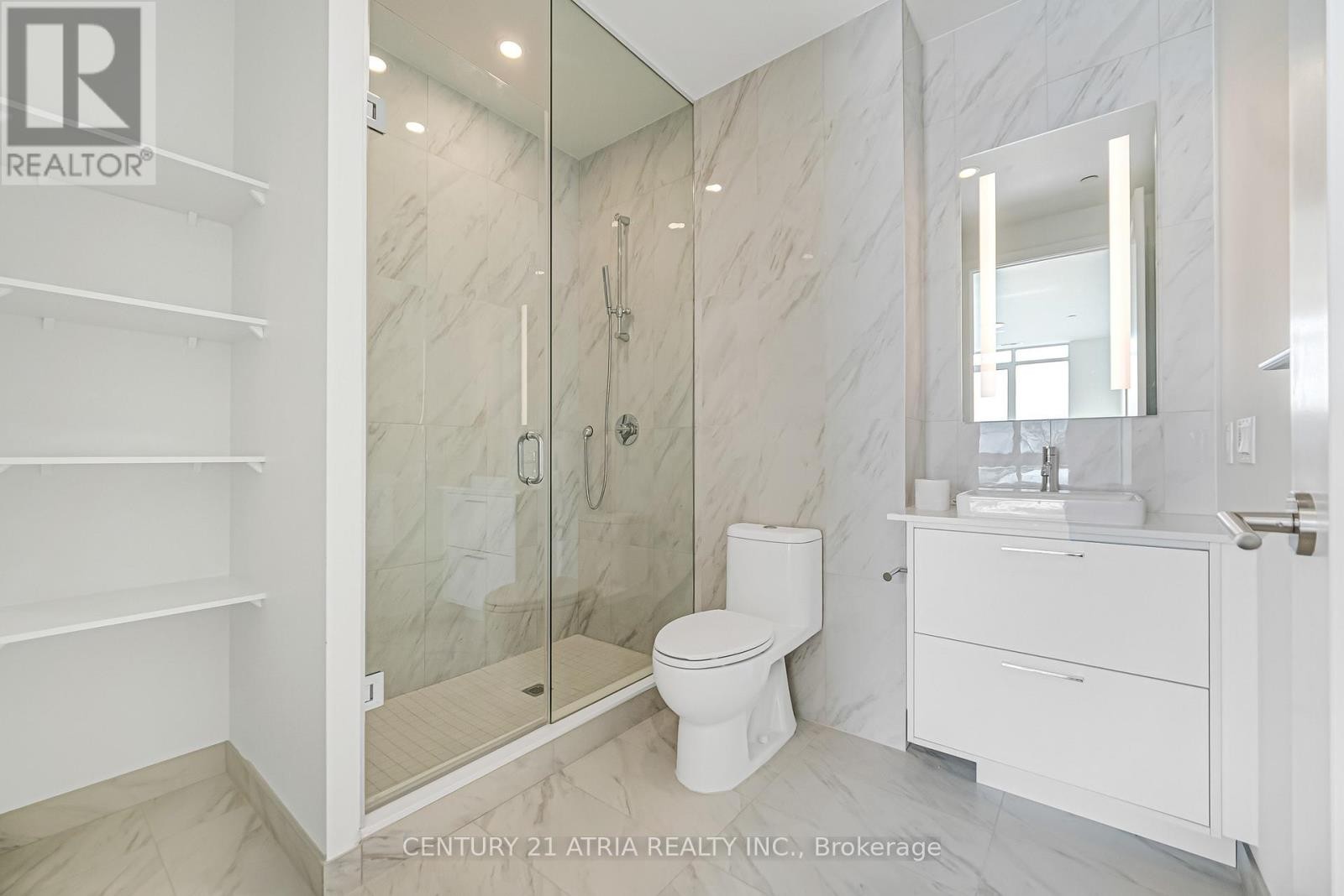 












203 - 858 DUPONT STREET

,
Toronto (Dovercourt-Wallace Emerson-Junction),




Ontario
M6G0C1

