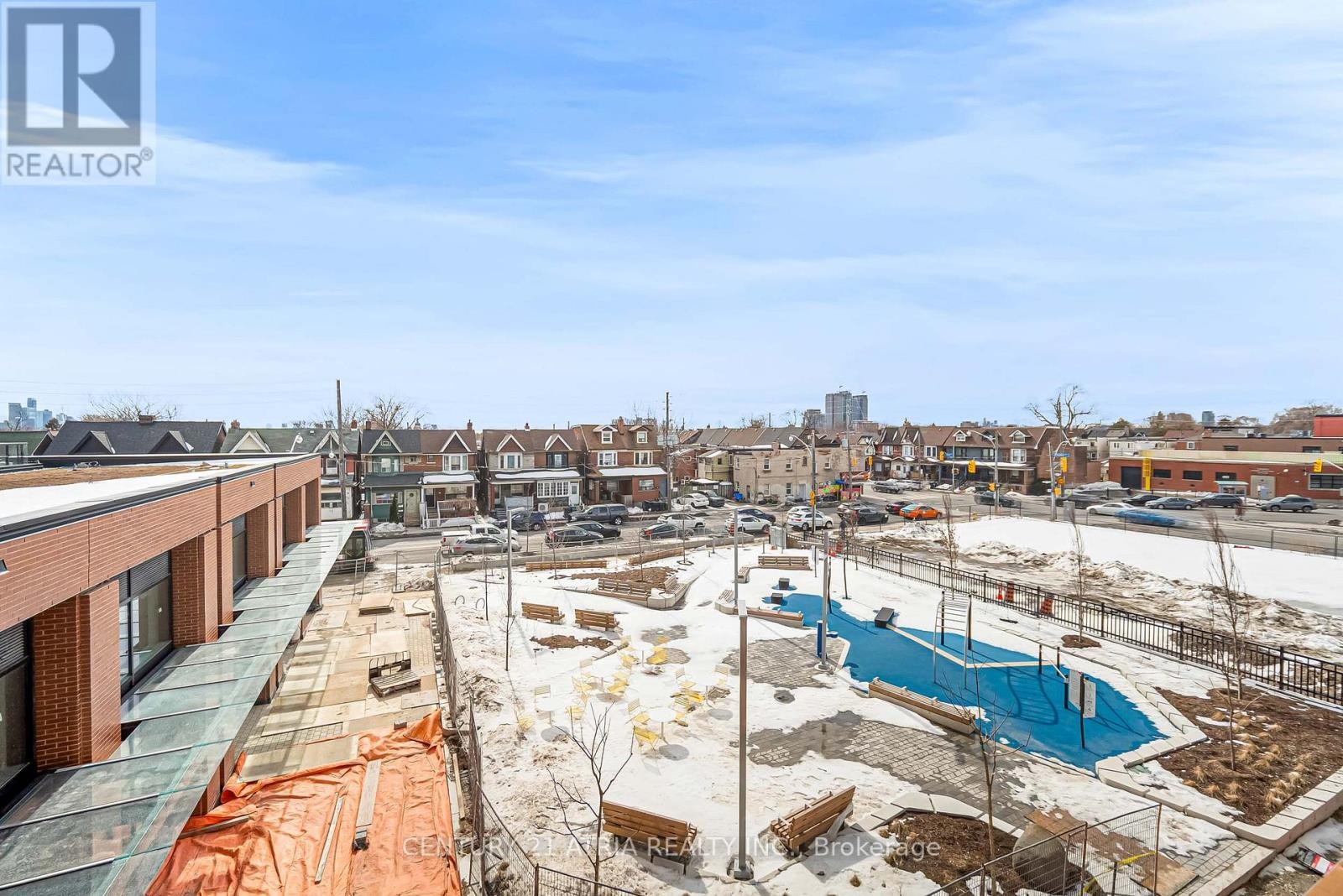 












203 - 858 DUPONT STREET

,
Toronto (Dovercourt-Wallace Emerson-Junction),




Ontario
M6G0C1

