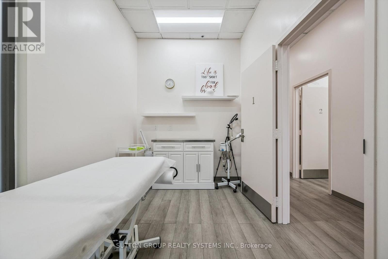 












28 - 11 BRONTE ROAD

,
Oakville (BR Bronte),




Ontario
L6L0E1

