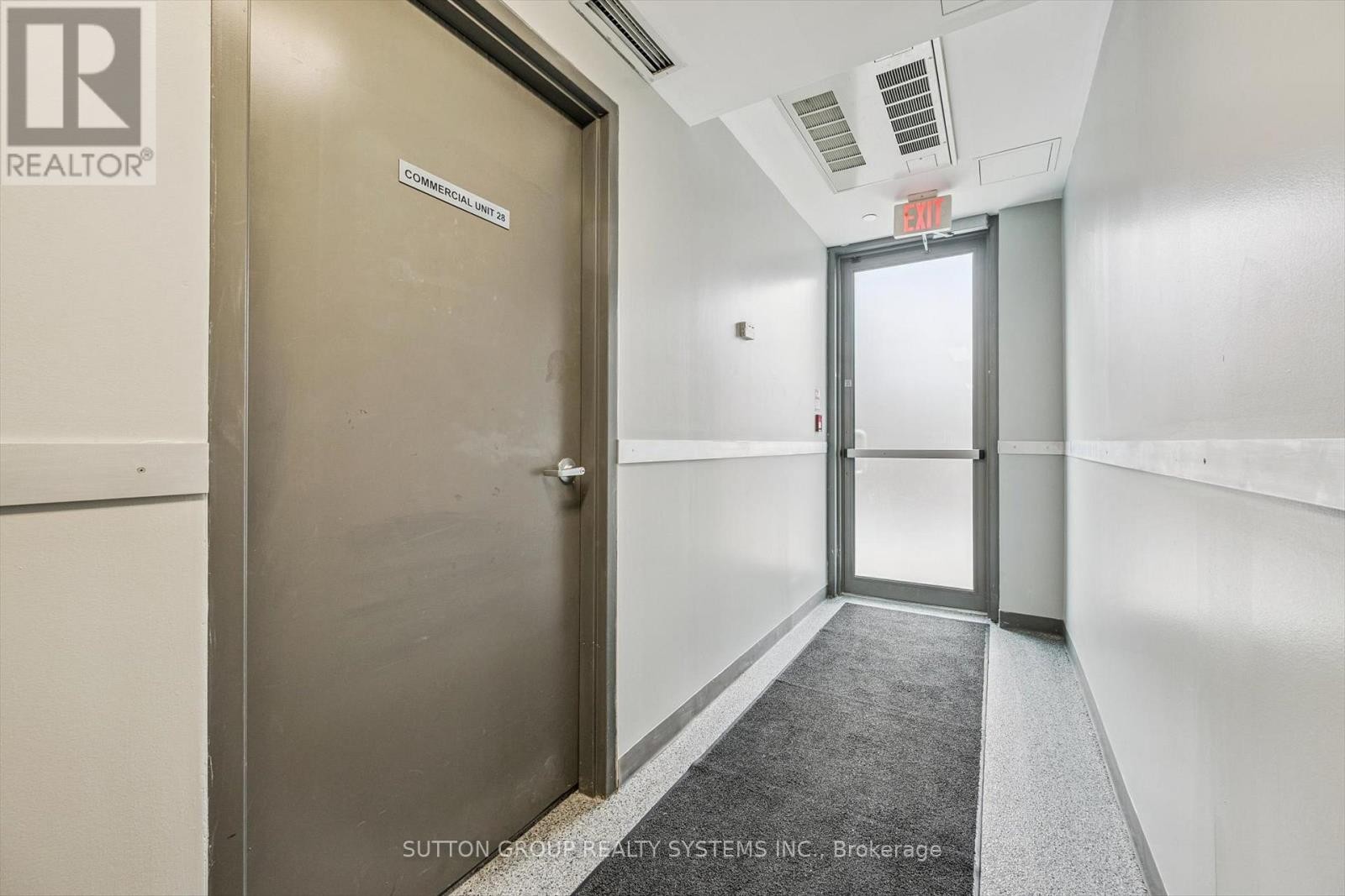 












28 - 11 BRONTE ROAD

,
Oakville (BR Bronte),




Ontario
L6L0E1

