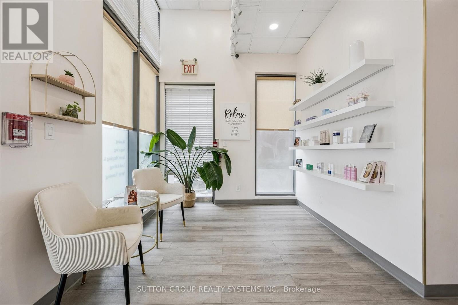 












28 - 11 BRONTE ROAD

,
Oakville (BR Bronte),




Ontario
L6L0E1

