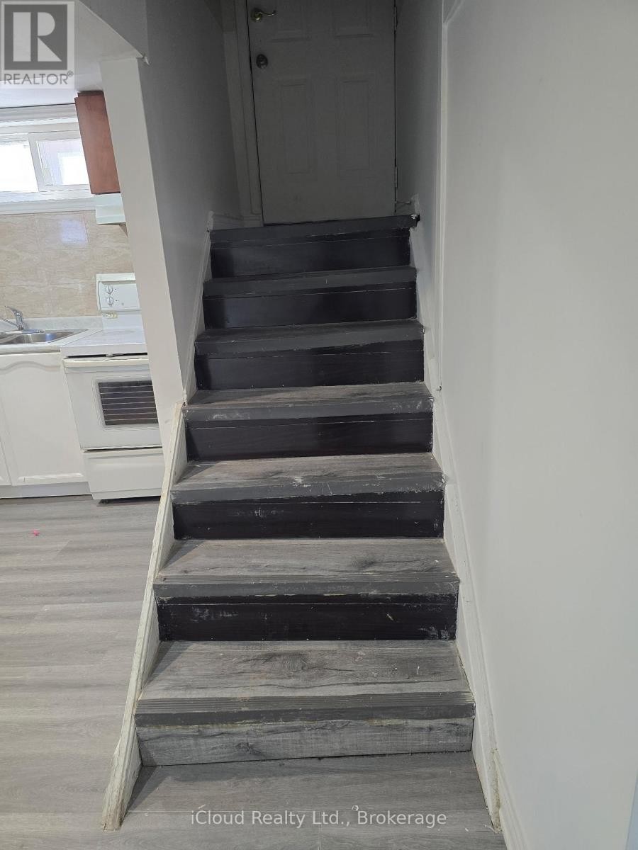 












BSMT - 8 YORK STREET

,
Mississauga (Malton),




Ontario
L4T3M7

