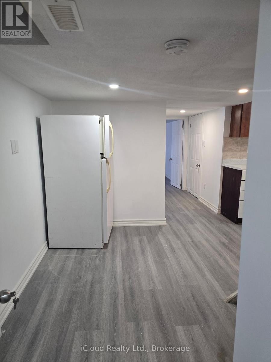 












BSMT - 8 YORK STREET

,
Mississauga (Malton),




Ontario
L4T3M7

