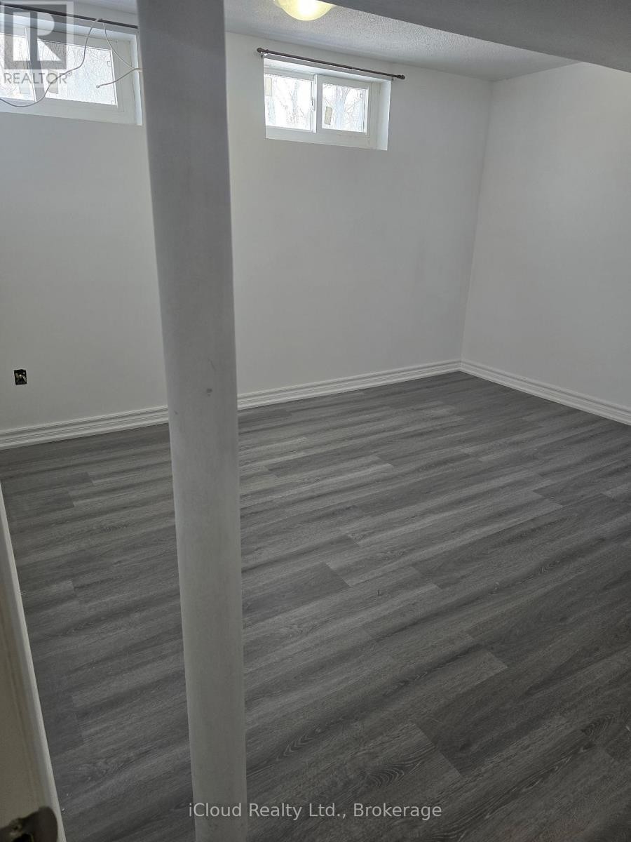 












BSMT - 8 YORK STREET

,
Mississauga (Malton),




Ontario
L4T3M7

