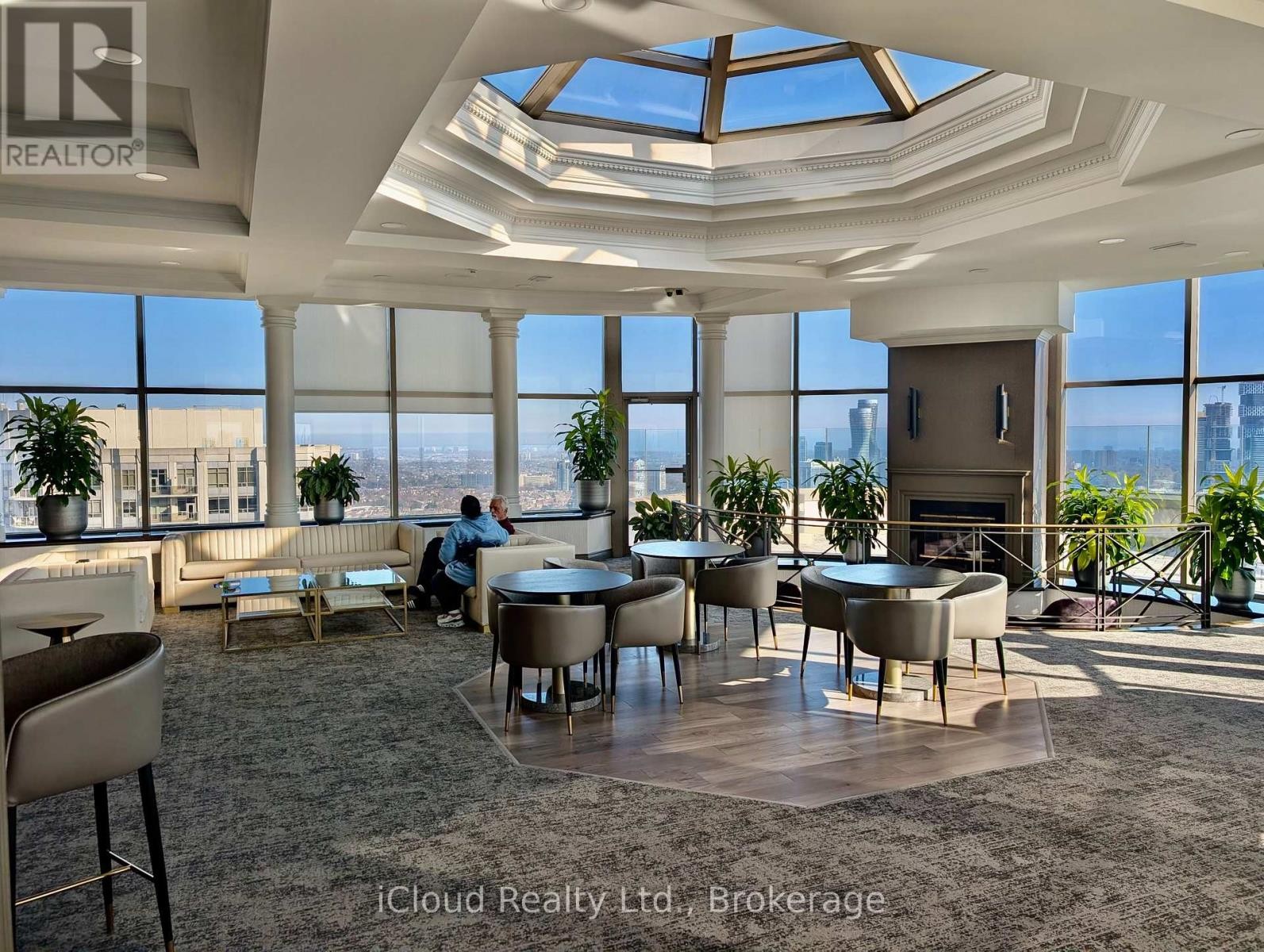 












1003 - 45 KINGSBRIDGE GARDEN CIRCLE

,
Mississauga (Hurontario),




Ontario
L5R3K4

