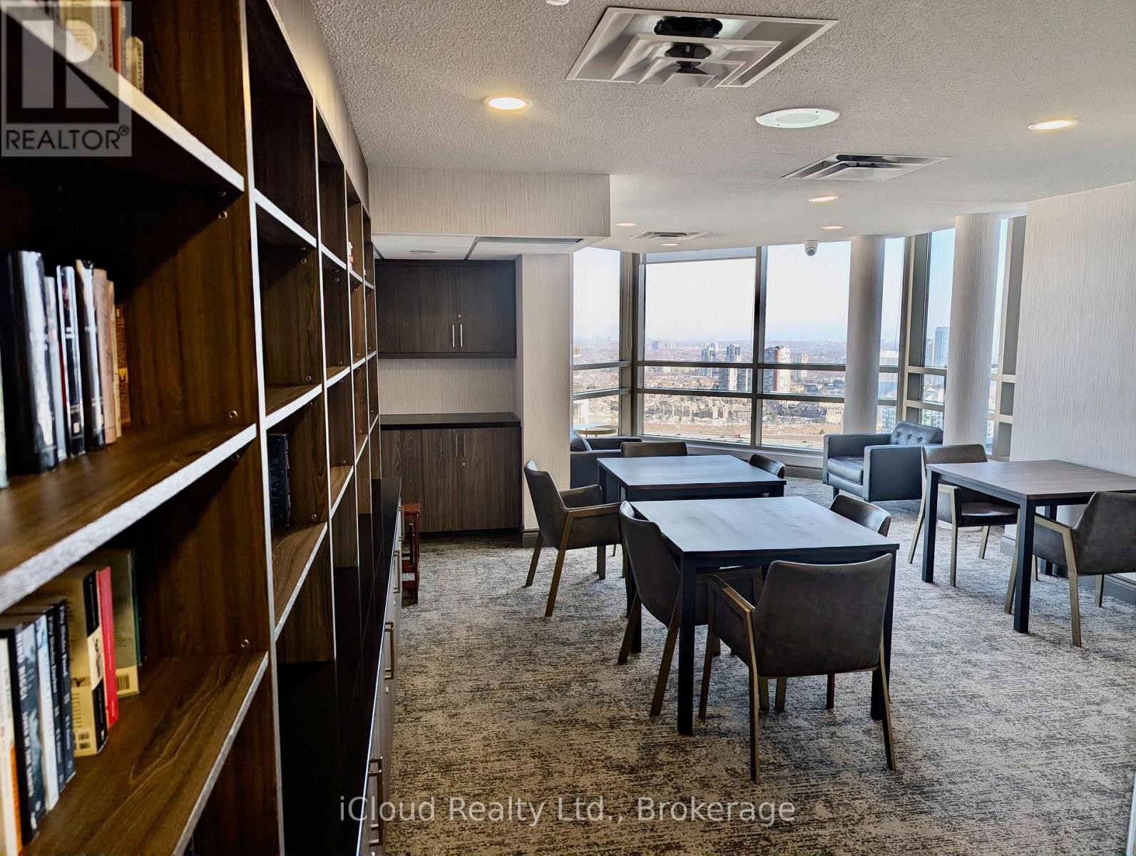 












1003 - 45 KINGSBRIDGE GARDEN CIRCLE

,
Mississauga (Hurontario),




Ontario
L5R3K4

