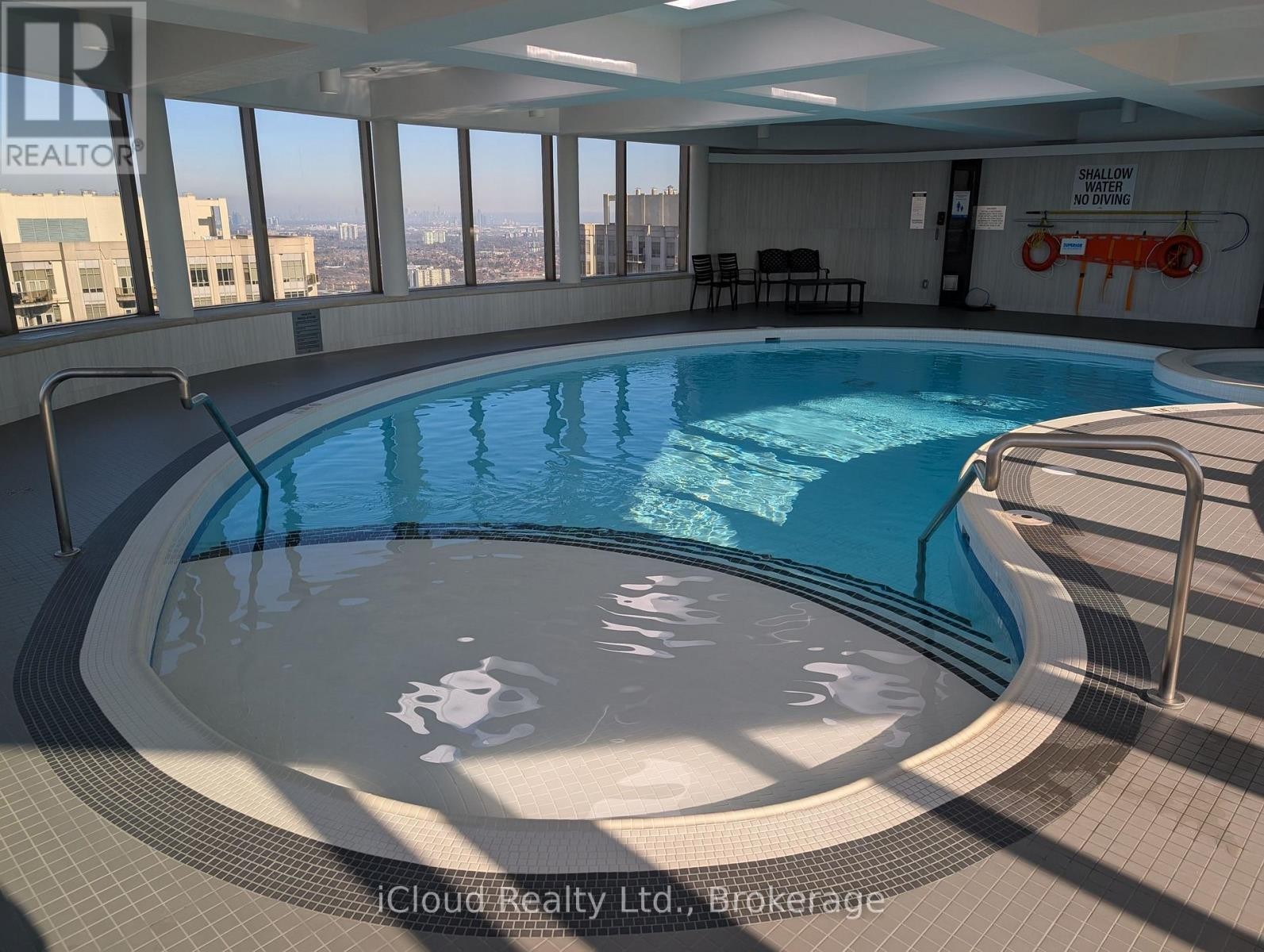 












1003 - 45 KINGSBRIDGE GARDEN CIRCLE

,
Mississauga (Hurontario),




Ontario
L5R3K4

