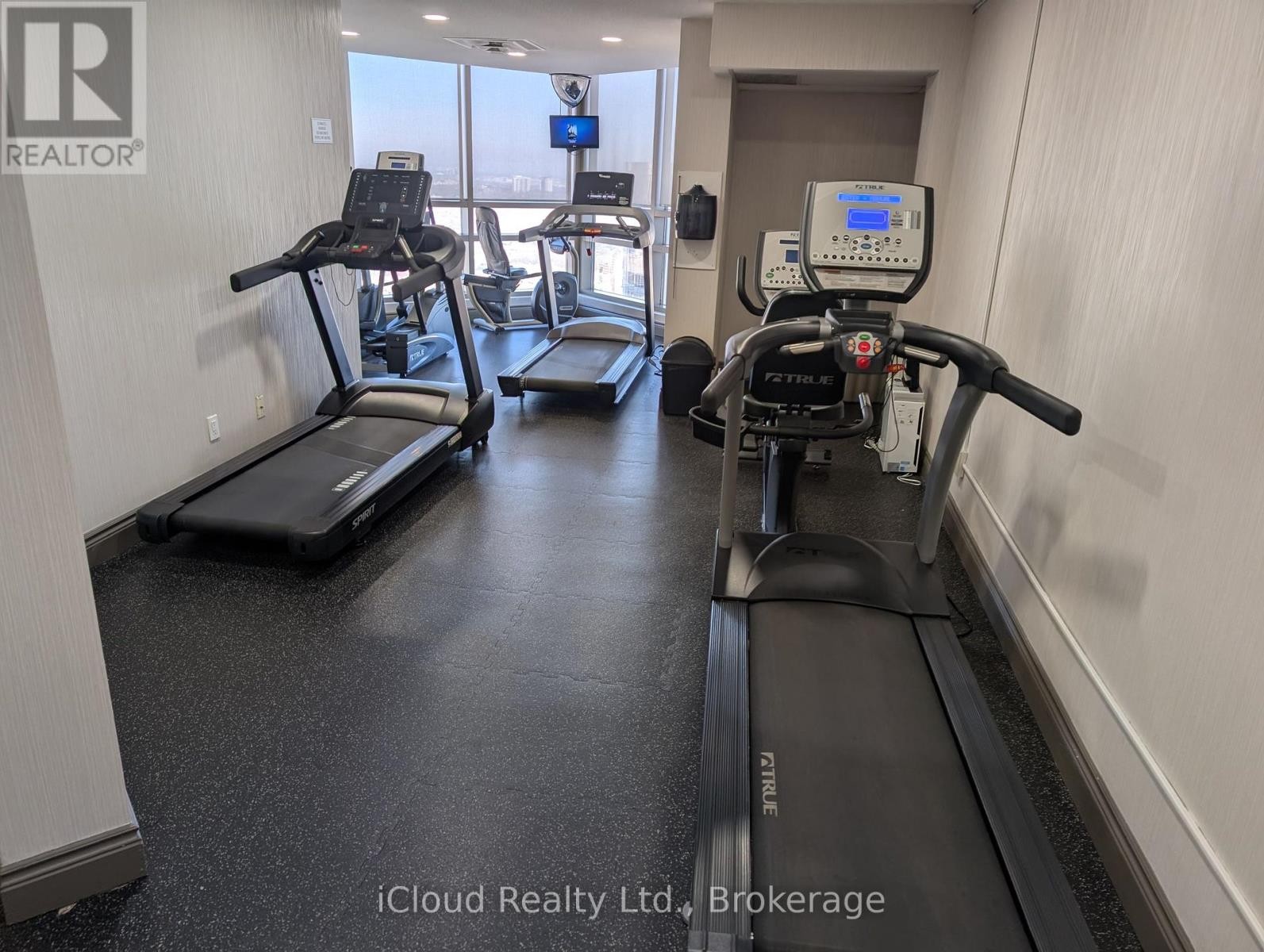 












1003 - 45 KINGSBRIDGE GARDEN CIRCLE

,
Mississauga (Hurontario),




Ontario
L5R3K4

