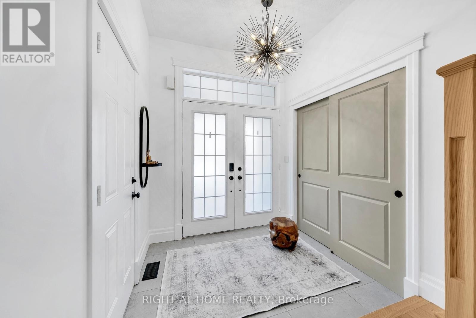 












3342 MOSES WAY

,
Burlington (Alton),




Ontario
L7M0L5

