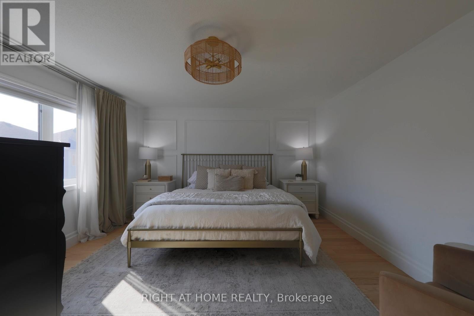 












3342 MOSES WAY

,
Burlington (Alton),




Ontario
L7M0L5

