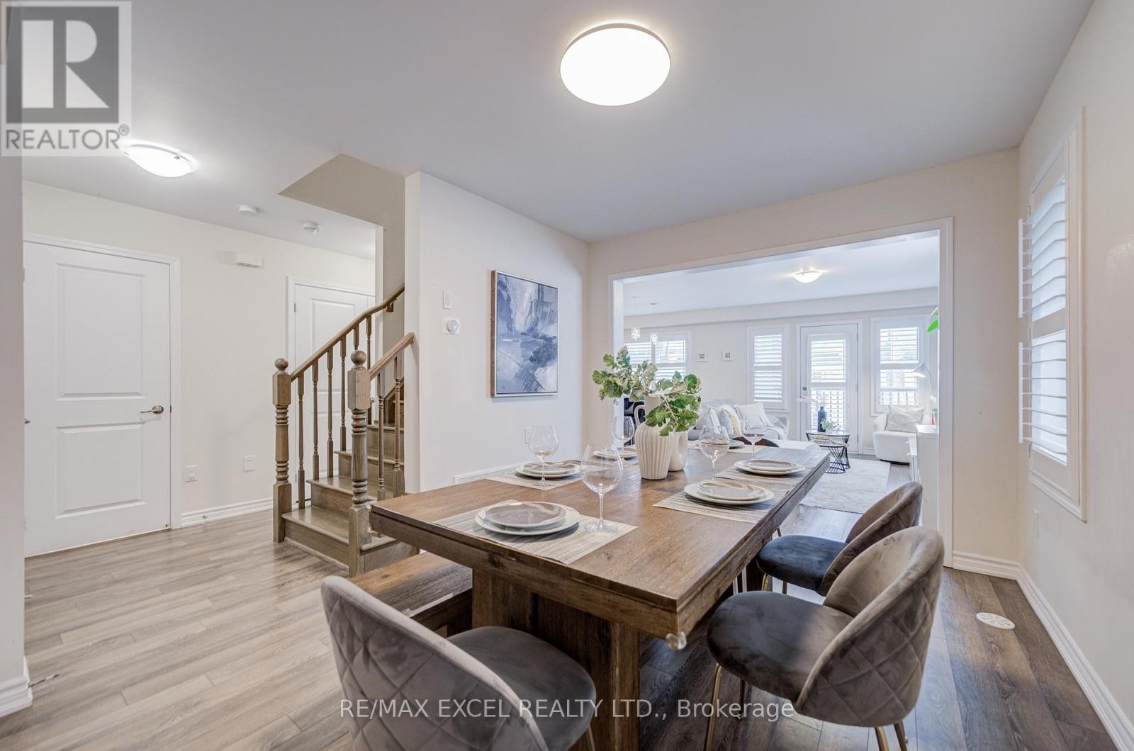 












3081 HAREBELL GATE

,
Oakville (GO Glenorchy),




Ontario
L6M0Y9

