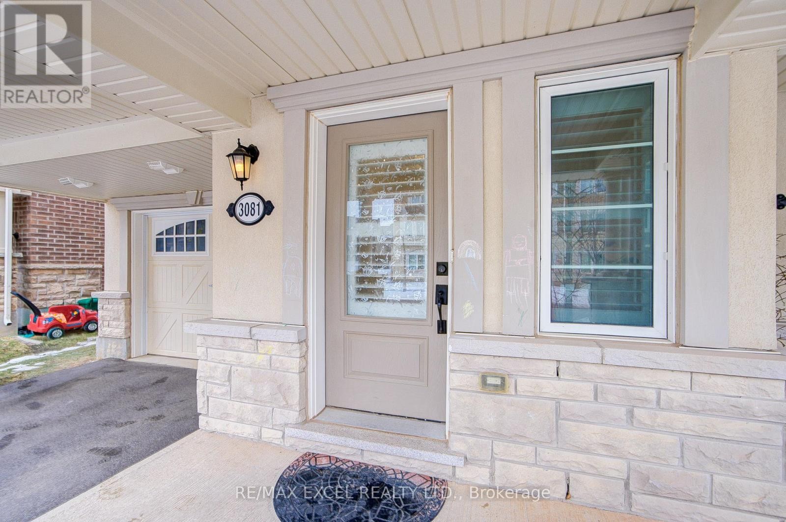 












3081 HAREBELL GATE

,
Oakville (GO Glenorchy),




Ontario
L6M0Y9

