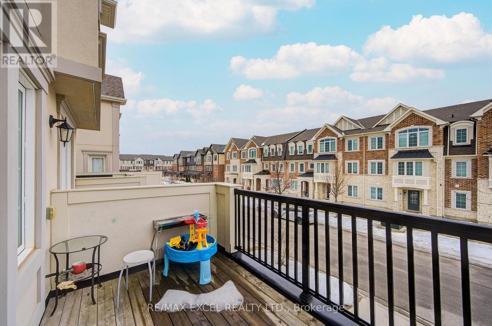 












3081 HAREBELL GATE

,
Oakville (GO Glenorchy),




Ontario
L6M0Y9

