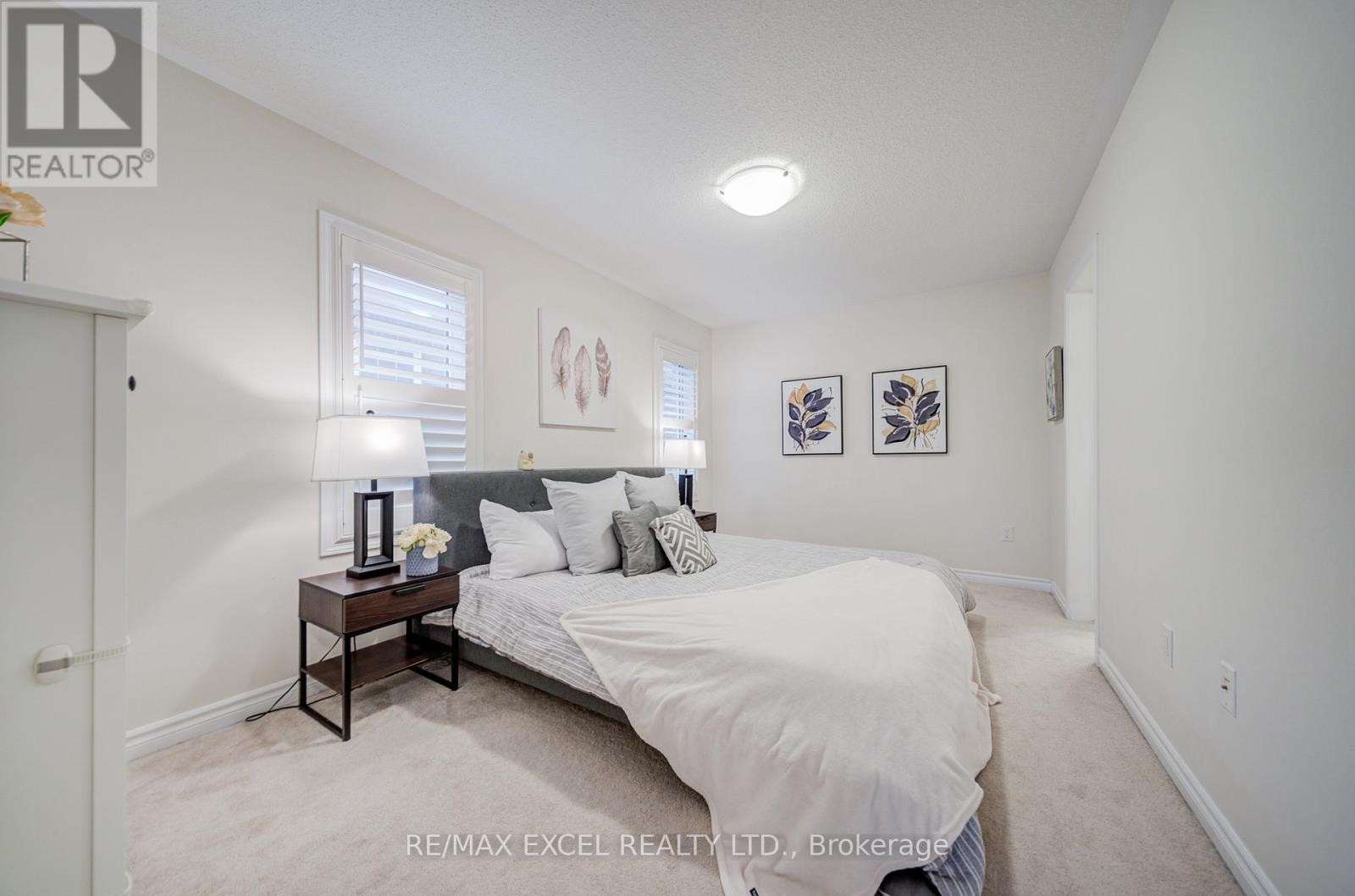 












3081 HAREBELL GATE

,
Oakville (GO Glenorchy),




Ontario
L6M0Y9

