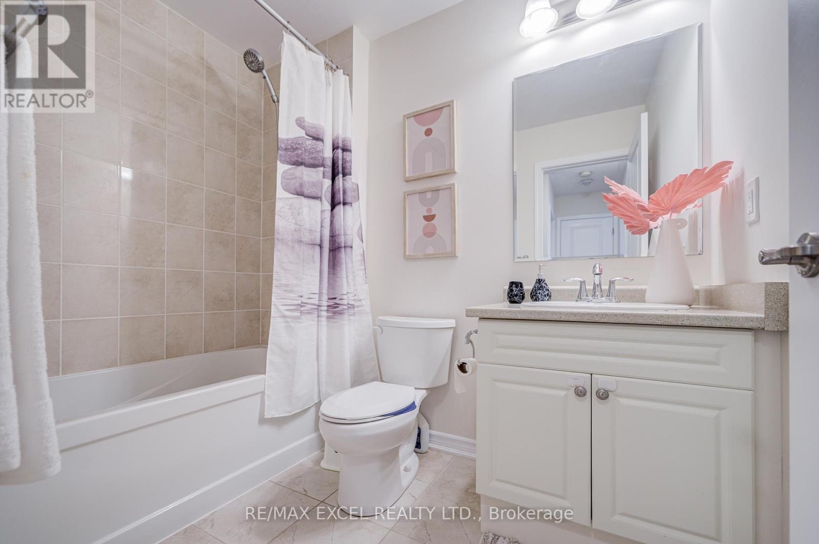 












3081 HAREBELL GATE

,
Oakville (GO Glenorchy),




Ontario
L6M0Y9

