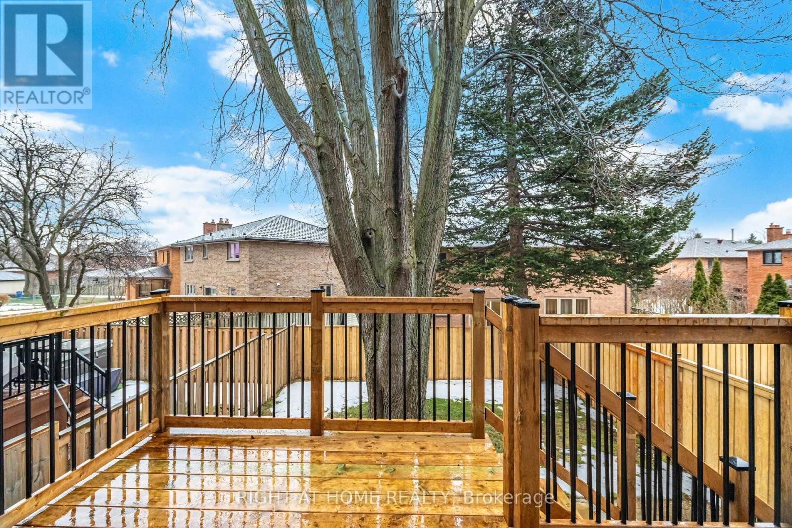 












287 VALERMO DRIVE

,
Toronto (Alderwood),




Ontario
M8W2L2

