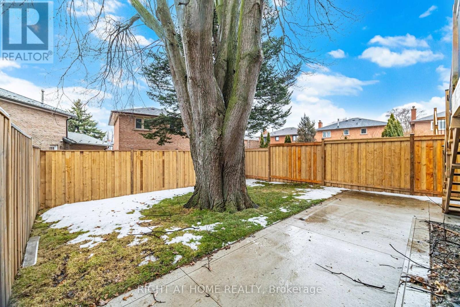 












287 VALERMO DRIVE

,
Toronto (Alderwood),




Ontario
M8W2L2

