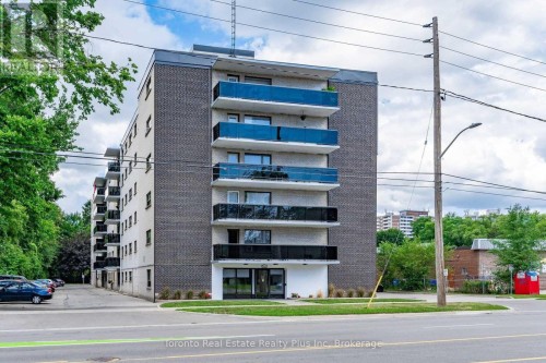 Featured Listing Photo 