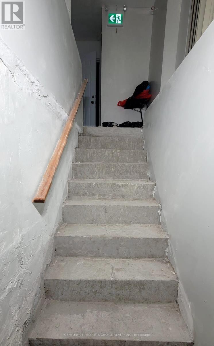 












22 YELLOW BRICK ROAD

,
Brampton (Brampton North),




Ontario
L6V4K9

