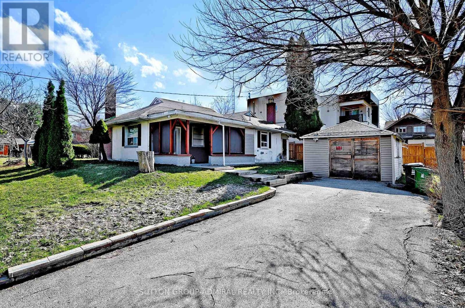 












58 HARLOW CRESCENT

,
Toronto (Thistletown-Beaumonde Heights),




Ontario
M9V2Y5

