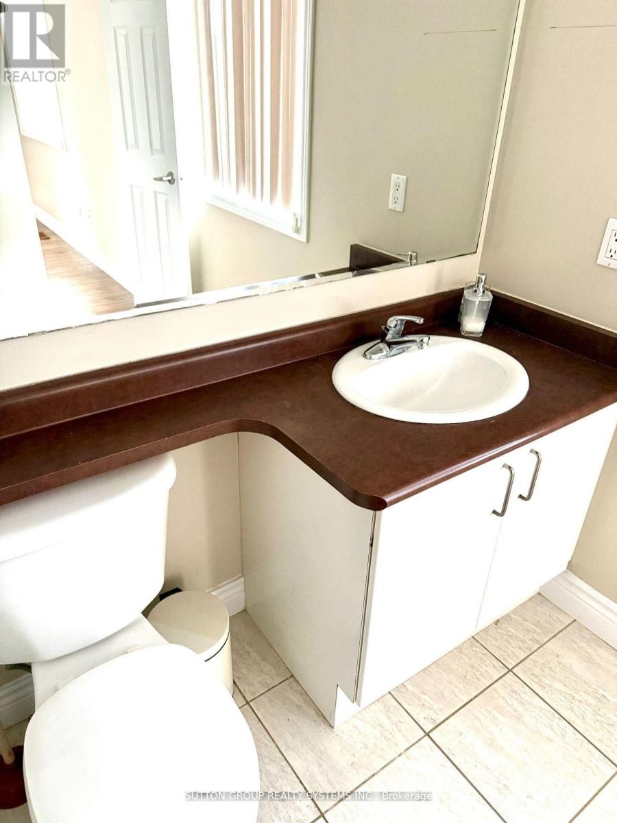 












2467 SPRINGFOREST DRIVE

,
Oakville (BC Bronte Creek),




Ontario
L6M0A2

