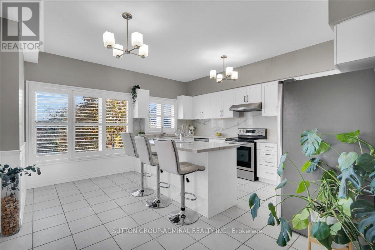 












1 - 2600 GLENGARRY ROAD

,
Mississauga (Erindale),




Ontario
L5C0A2

