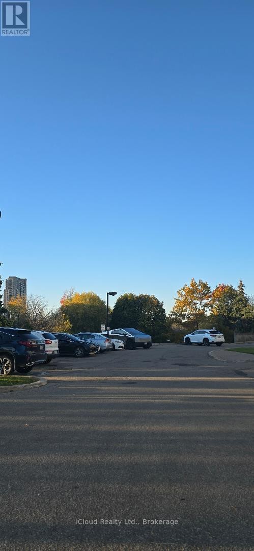 












706 - 600 REXDALE BOULEVARD

,
Toronto (West Humber-Clairville),




Ontario
M9W6T4

