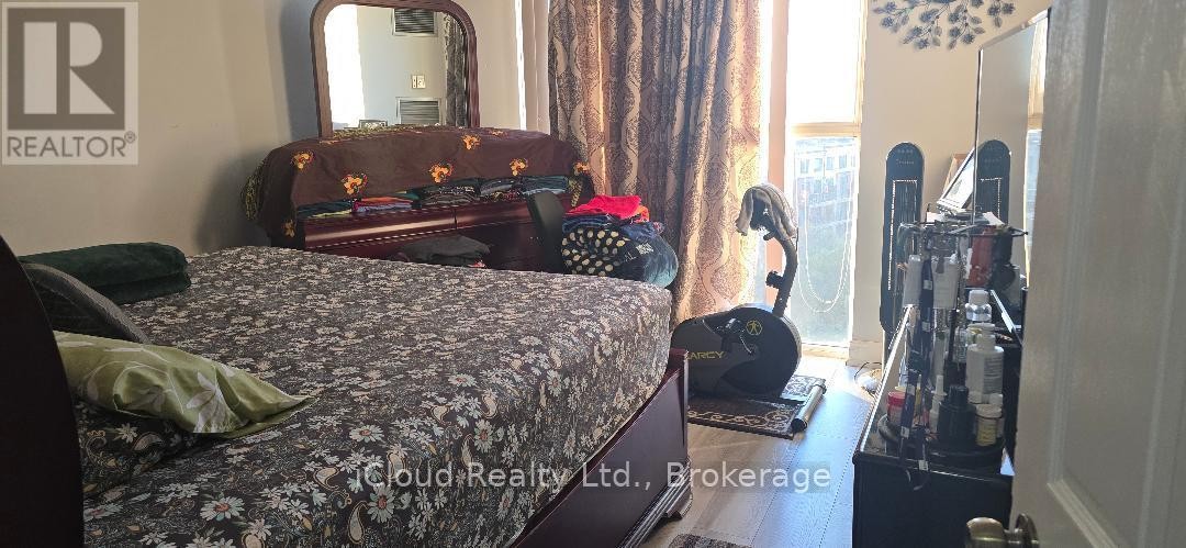 












706 - 600 REXDALE BOULEVARD

,
Toronto (West Humber-Clairville),




Ontario
M9W6T4

