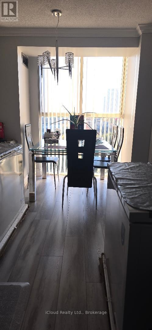 












706 - 600 REXDALE BOULEVARD

,
Toronto (West Humber-Clairville),




Ontario
M9W6T4

