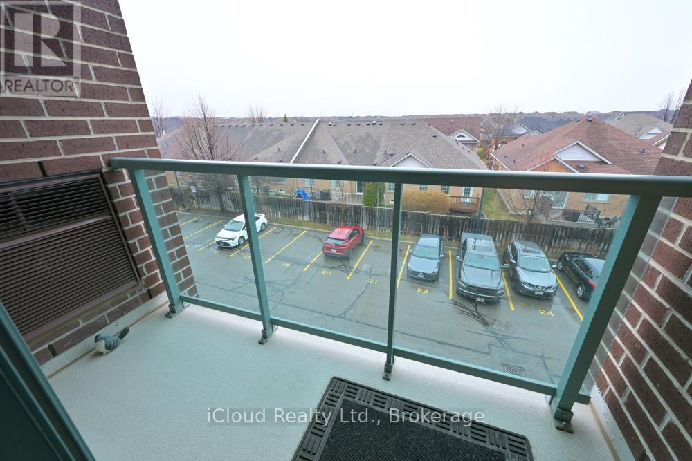 












301 - 65 VIA ROSEDALE

,
Brampton (Sandringham-Wellington),




Ontario
L6R3N8

