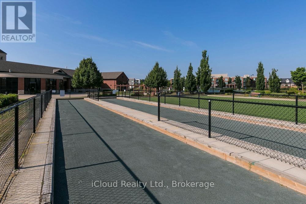 












301 - 65 VIA ROSEDALE

,
Brampton (Sandringham-Wellington),




Ontario
L6R3N8

