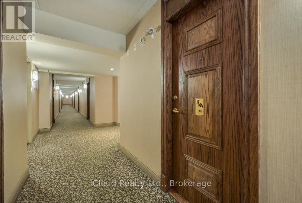 












301 - 65 VIA ROSEDALE

,
Brampton (Sandringham-Wellington),




Ontario
L6R3N8

