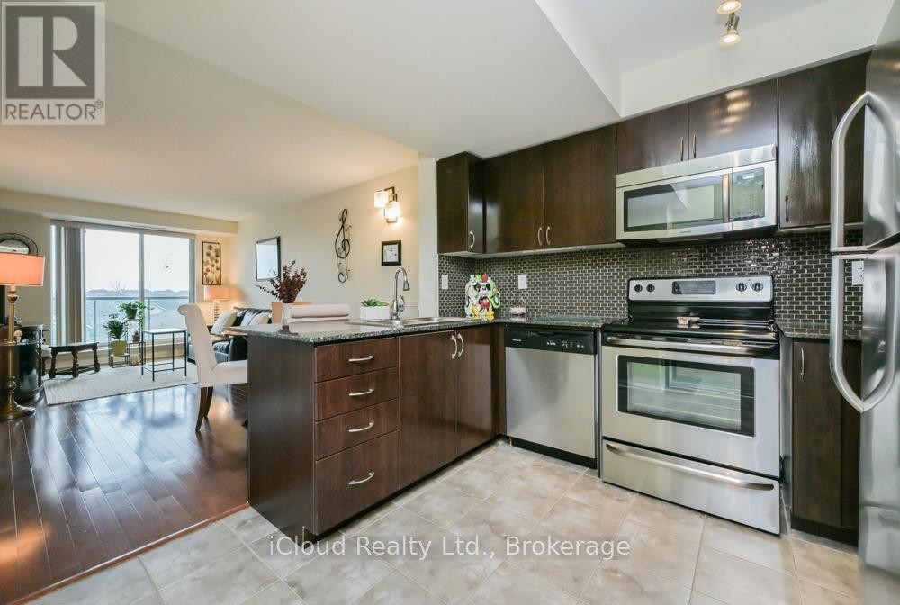 












301 - 65 VIA ROSEDALE

,
Brampton (Sandringham-Wellington),




Ontario
L6R3N8

