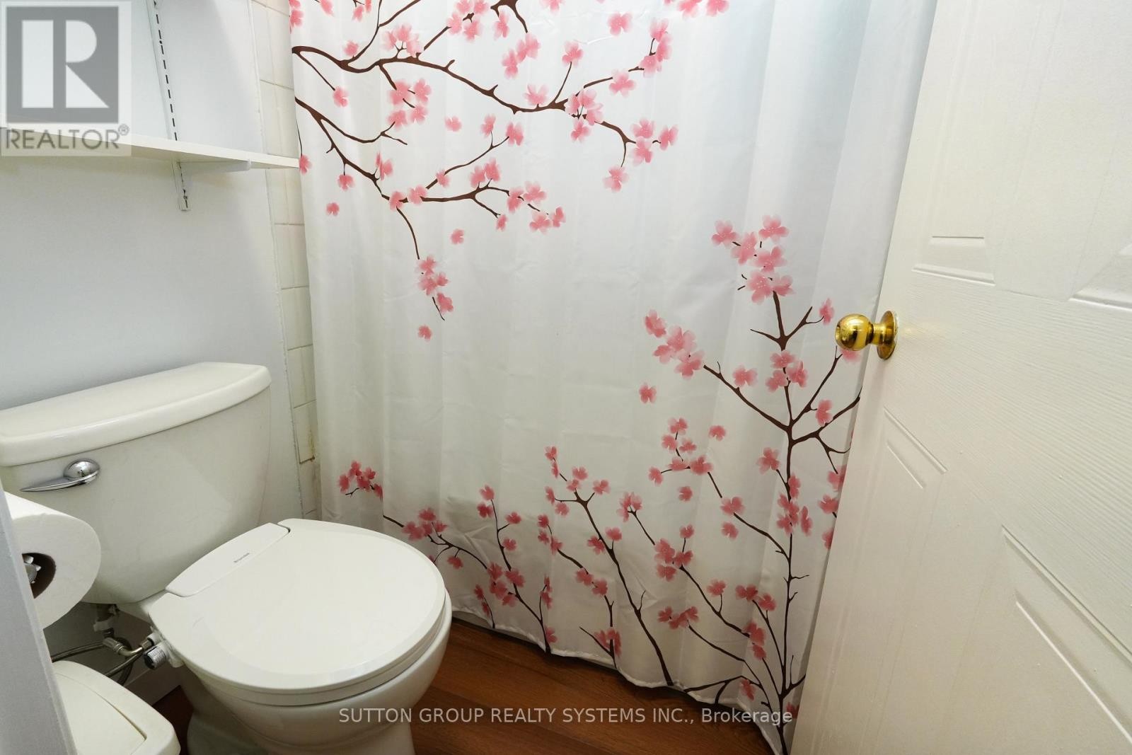 












255 - 60 BARONDALE DRIVE

,
Mississauga (Hurontario),




Ontario
L4Z3N8

