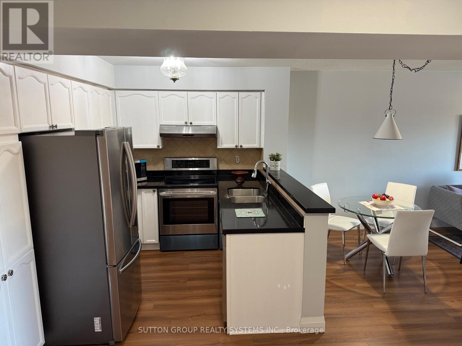 












255 - 60 BARONDALE DRIVE

,
Mississauga (Hurontario),




Ontario
L4Z3N8

