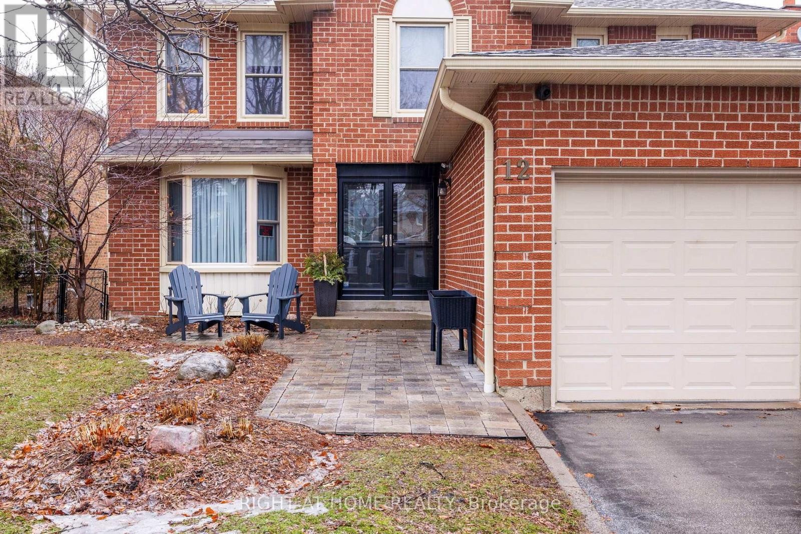 












12 ESKER DRIVE

,
Brampton (Heart Lake East),




Ontario
L6Z3C5

