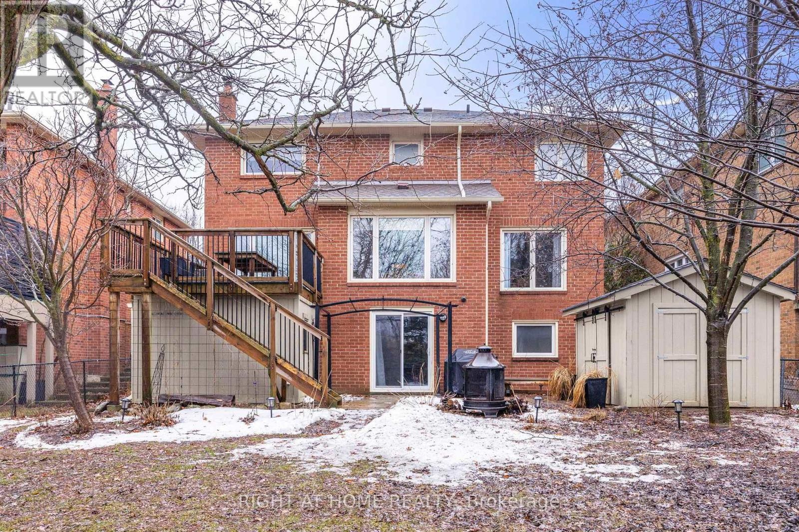 












12 ESKER DRIVE

,
Brampton (Heart Lake East),




Ontario
L6Z3C5

