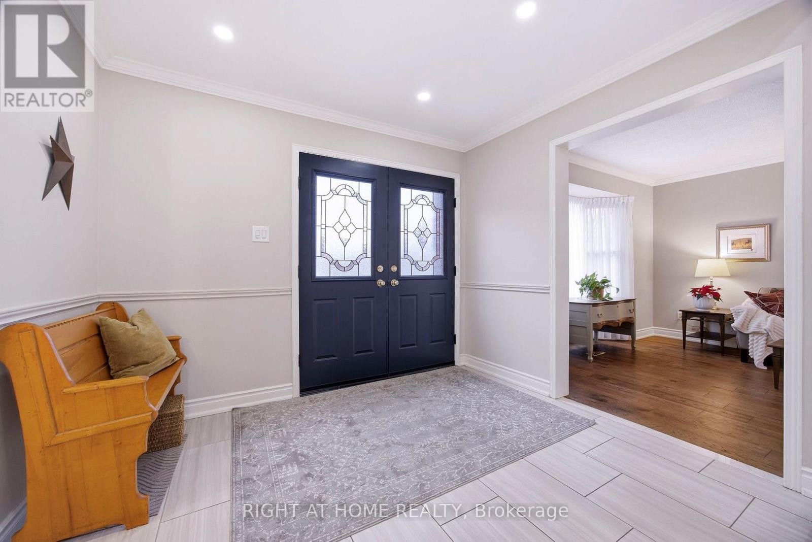 












12 ESKER DRIVE

,
Brampton (Heart Lake East),




Ontario
L6Z3C5

