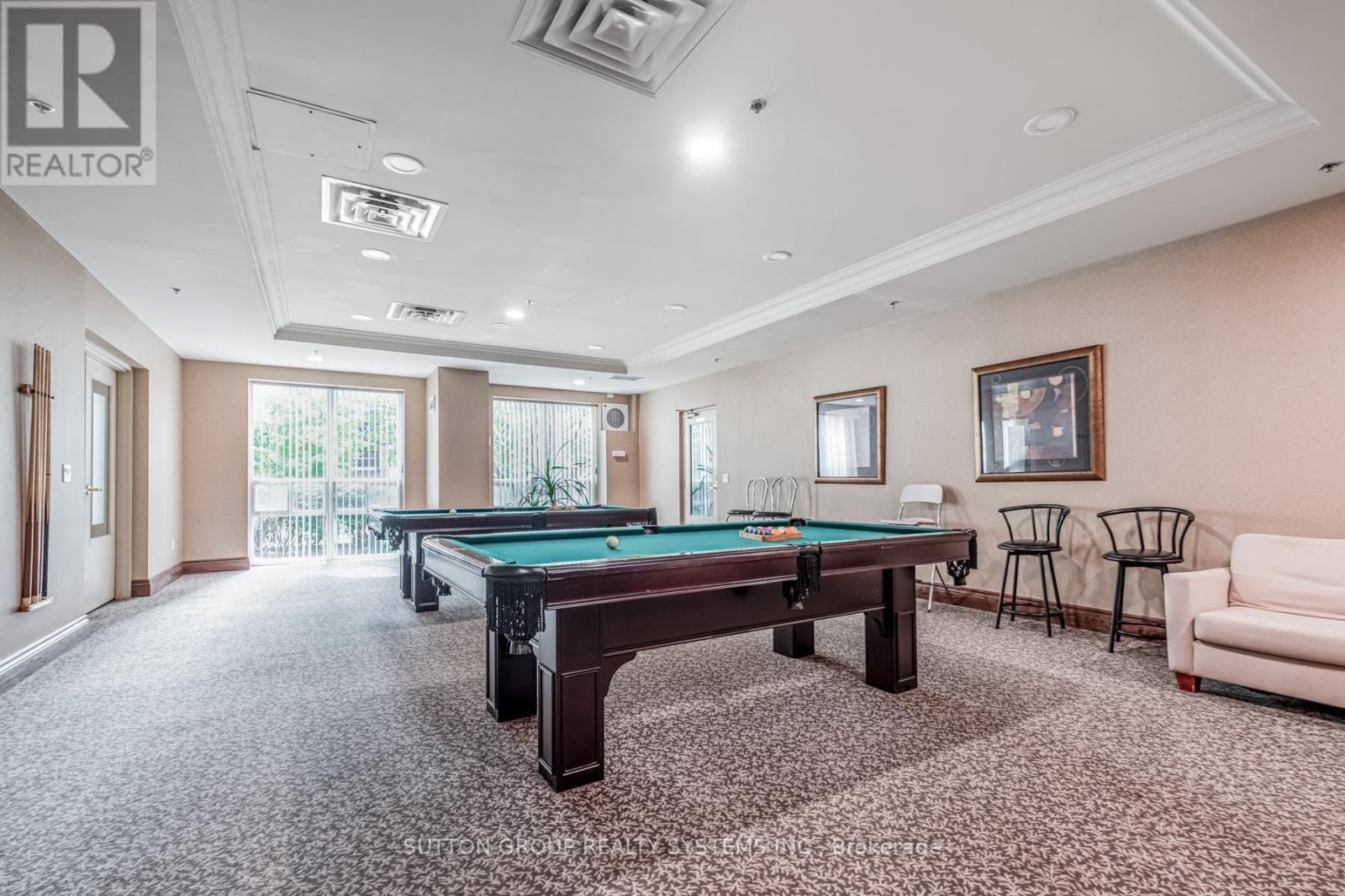 












709 - 7 MICHAEL POWER PLACE

,
Toronto (Islington-City Centre West),




Ontario
M9A0A2

