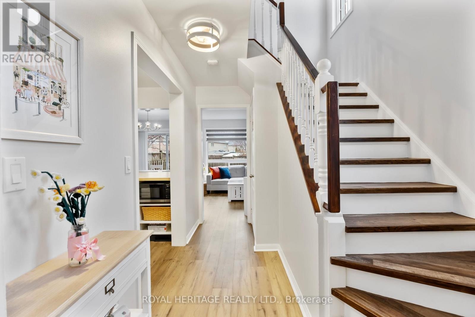 












1251 QUEST CIRCLE

,
Mississauga (Meadowvale Village),




Ontario
L5N8B6

