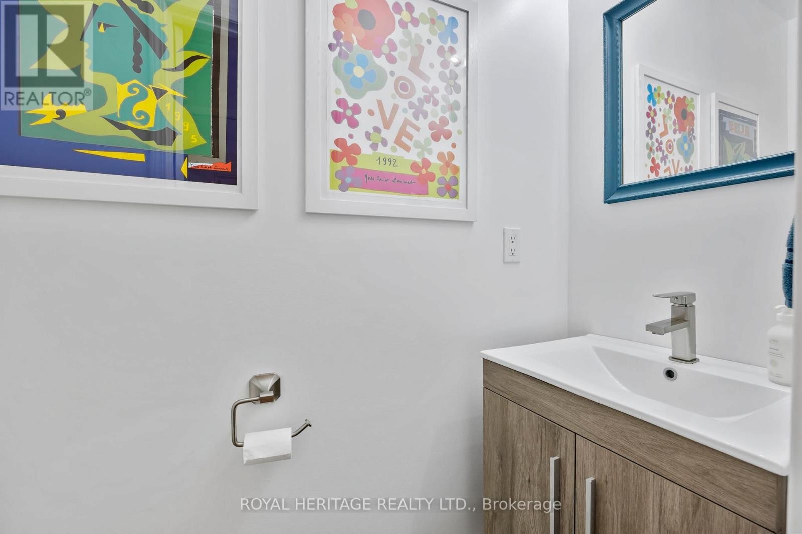 












1251 QUEST CIRCLE

,
Mississauga (Meadowvale Village),




Ontario
L5N8B6

